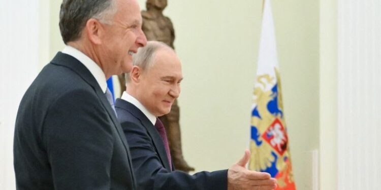 Putin Proposes Direct Talks With Ukraine Over War