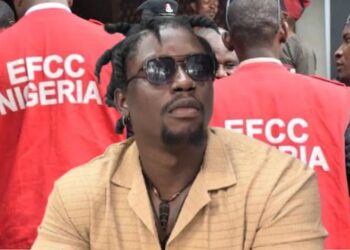 Breaking: EFCC Frees VeryDarkMan After Five Days in Detention