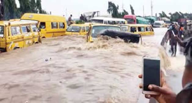 11 States Risk Heavy Rain, Flooding This Week, FG Warns