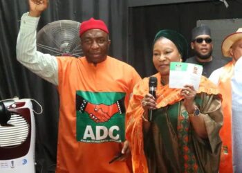 A NEW NIGERIA IS POSSIBLE…..  SEN KINGIBE  ……..WANTS TO MAKE A POSITIVE CHANGE 