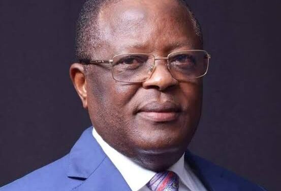 Umahi Sanctions Officials, Sets February 2026 Deadline for Mararaba–Keffi Road
