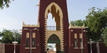 Breaking: Fire razes Emir’s palace