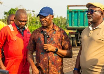 Delta Govt Warns Contractors Over Substandard Jobs, Delays