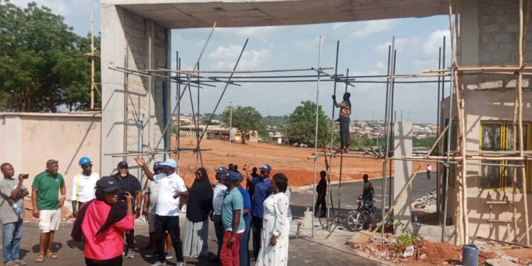 Association of Great Achievers, Class of 91’ contribute towards rebuilding Auchi dilapidated college