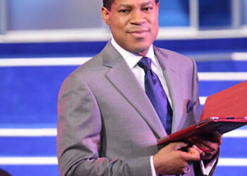 Workers Demand Justice As Printing Firm Linked To Pastor Oyakhilome’s Church Sacks 75 Workers For Unionism