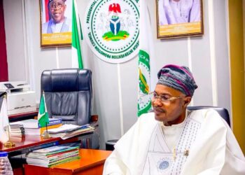 Nigerian Police allegedly carry out “subtituted arrest” on DG of disowned Federal Government Agency by arresting his father in place of him