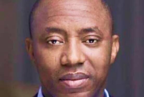 Alleged Cybercrime: Sowore Risks Return to Kuje Prison Over Bail Conditions as Court Gives 4 p.m. Deadline Begins Defence in DSS Trial