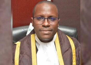 Four Abuja police officers in serious trouble for allegedly extorting ICPC chairman