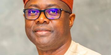 CAN Award: APM Chairman Congratulates Presidential Candidate, Seyi Makinde