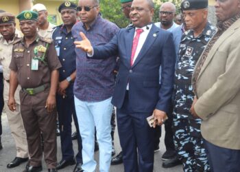 CRS Govt Lauds DSS, Others For Intercepting 3 GPMGs, Cache of High-calibre Arms