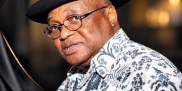 THE EXAMPLE OF DELE COLE _A tribute by Tola Adeniyi, Monday, June 24, 2002_